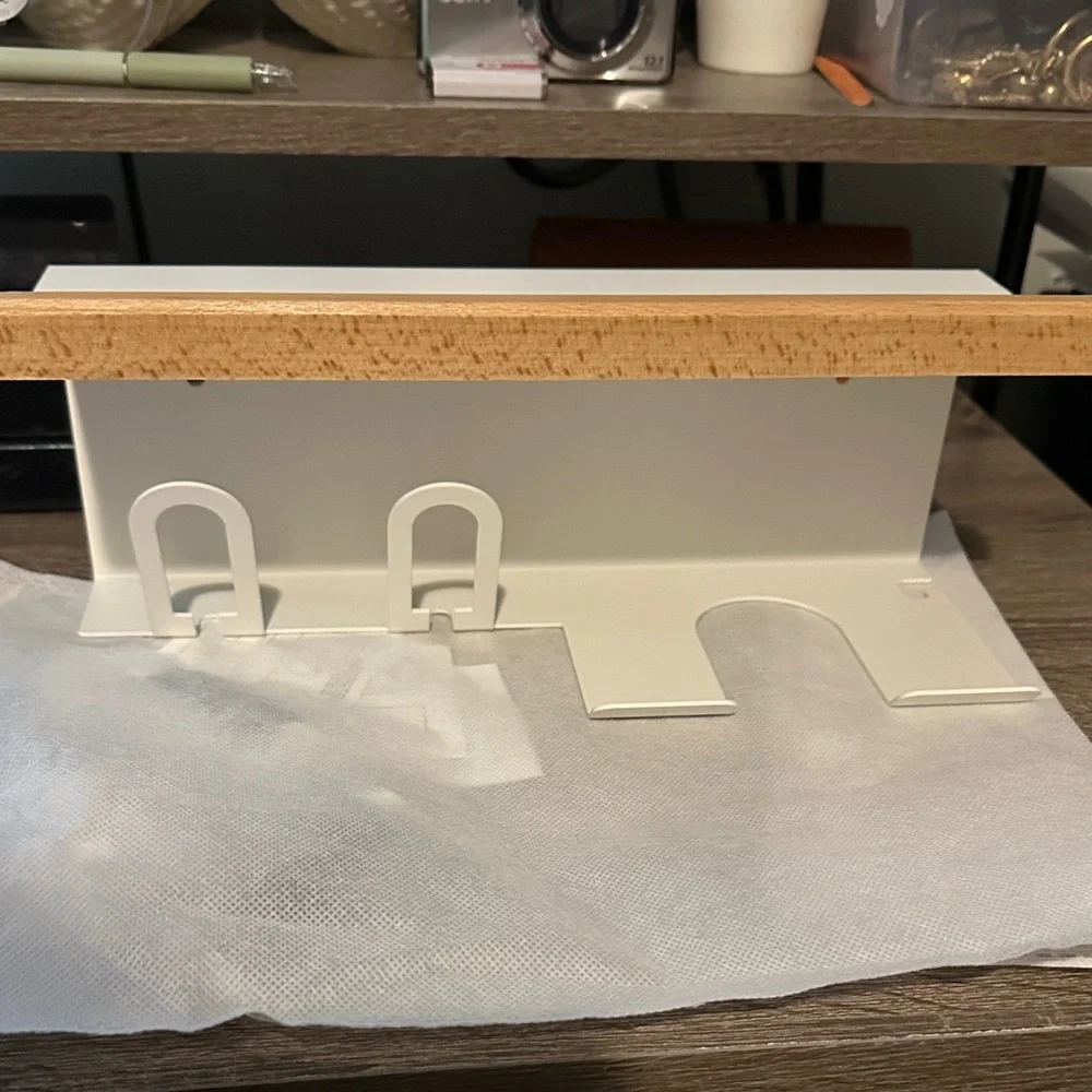 Sony White and Tan Organizer tooth brush & Hair